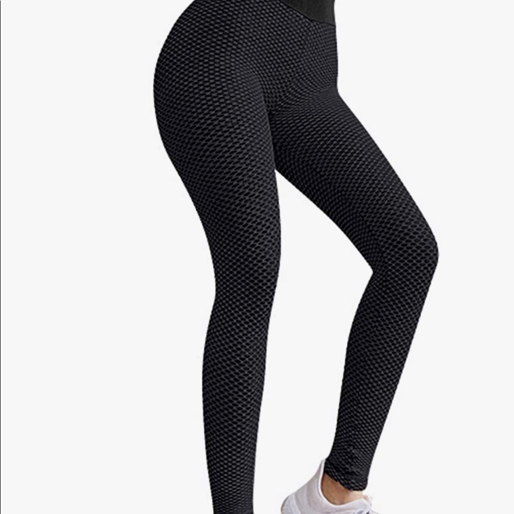 As made famous in TikTok style leggings in black size small